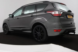 Ford Kuga Ford Kuga 1.5 EcoBoost ST Line (PARKEERSENSOREN, CRUISE, TREKHAAK, GOED ONDERHOUDEN) - afbeelding nr 5