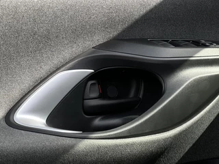 Toyota Yaris Cross Toyota Yaris Cross 1.5 Hybrid Dynamic, CARPLAY, ECC-AIRCO, ADAPTIVE CRUISE, 17 INCH, STOELVERWARMING, 1E-EIGENAAR, UNIEKE KM STAND! - afbeelding nr 34