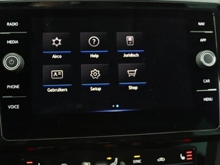 Volkswagen Passat Volkswagen Passat 2.0 TDI Comfort Business | Stoelverwarming |  Camera | Adaptive cruise | Carplay | Massage | Navigatie | Full LED | Parkeerhulp - afbeelding nr 28