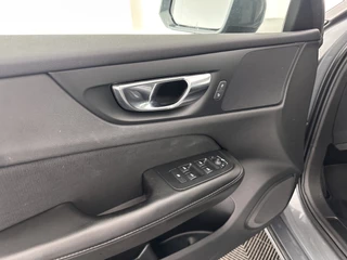 Volvo V60 Volvo V60 2.0 T4 Aut. *FULL-LED | DIGI-COCKPIT | NAVI-FULLMAP | ECC | CRUISE | COMFORT-SEATS | LANE-ASSIST | CARPLAY | 18