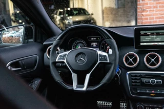 Mercedes-Benz GLA Mercedes GLA-klasse AMG 45 4Matic Pano / Camera / Recaro - afbeelding nr 21