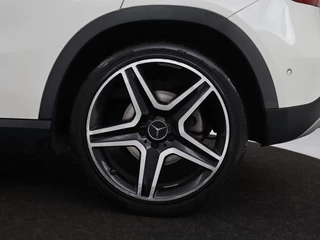 Mercedes-Benz GLA Mercedes-Benz GLA-klasse 180 CDI Lease Edition | Camera | Half leder | Trekhaak | Navigatie | Xenon | Cruise control | Bluetooth | Park Assist | Airco | Bluetooth - afbeelding nr 26