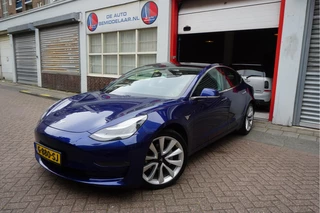 Tesla Model 3 - 407066844-0