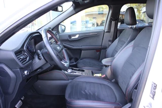 Ford Kuga Ford Kuga 2.5 PHEV ST-Line X | Wegklapbare trekhaak | Winter Pack | 19 inch velgen + rode remklauwen | Bang&Olufsen | Elektrische achterklep - afbeelding nr 9