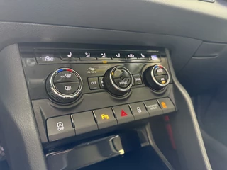 Škoda Karoq Škoda Karoq 1.0 TSI Style | DAB | Draadloze telefoonlader | Stoelverwarming - afbeelding nr 18