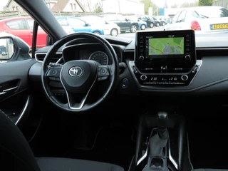 Toyota Corolla Toyota Corolla 1.8 Hybrid First Edition | STUUR+STOELVERWARMING | ADAPTIVE CRUISE CONTROL | NAVI | CAMERA | KEYLESS START | DAB+ | - afbeelding nr 6