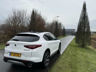 Alfa Romeo Stelvio Alfa Romeo Stelvio 2.0t Q4 Veloce 280pk, panodak, 20inch! - afbeelding nr 5