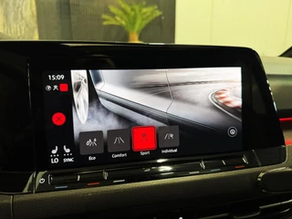 Volkswagen Golf Volkswagen Golf 2.0 TSI GTI|PANO|HUD|Harman Kardon|BLIND SPOT|BOMVOL - afbeelding nr 33