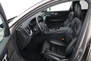 Volvo V60 Volvo V60 2.0 T6 Recharge AWD Business Pro | Panoramadak |  Head-Up | Leder | 360 camera | Stoel & stuurverwarming | Harman/Kardon | Keyless | Full LED | Carplay | Navigatie - afbeelding nr 4