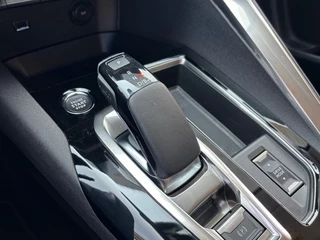 Peugeot 3008 Peugeot 3008 1.6 HYBRID PHEV ALLURE AIRCO NAVI PDC CAMERA. - afbeelding nr 5