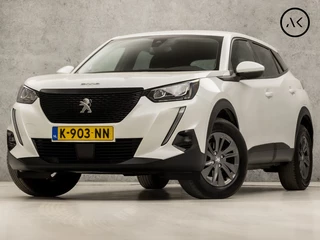 Peugeot 2008 Automaat (APPLE CARPLAY, NAVIGATIE, STOELVERWARMING, 360 CAMERA, LED KOPLAMPEN, SPORTSTOELEN, DAB+, LANE ASSIST, NIEUWE APK, NIEUWSTAAT) - afbeelding nr 1