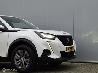 Peugeot 2008 PEUGEOT 2008 1.2 PURETECH AUTOMAAT/CAMERA/FULL LED/KEYLESS/CARPLAY/LANE ASSIST/16''LMV - afbeelding nr 10