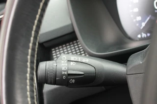 Volvo XC40 Volvo XC40 T5 Recharge R-Design | Stoelverwarming | Parkeercamera  | Glossy Black | Keyless - afbeelding nr 28