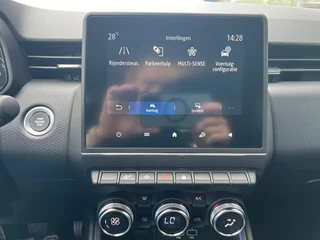 Renault Clio Renault Clio 1.0 TCe Intens Navi Climate Control - afbeelding nr 28