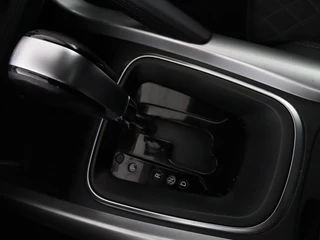 Renault Kadjar Renault Kadjar 1.3 TCe Intens | Automaat | Trekhaak | Carplay |  Full LED | Navigatie | Camera | Half leder | Keyless | Climate control | Cruise control - afbeelding nr 19