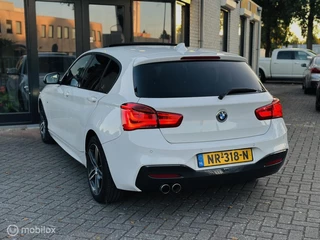 BMW 1 Serie BMW 1-serie 118i High Executive|PANO|KEYLESS|CARPLAY| - afbeelding nr 10