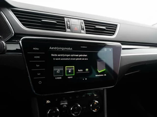 Škoda Superb Skoda Superb Combi 1.4 TSI iV 218pk Laurin & Klement | Leder | Travel Assist | 360 Camera | Stoelventilatie - afbeelding nr 39