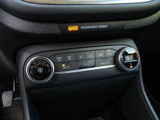 Ford Fiesta Ford Fiesta 1.0 EcoBoost Titanium / NAP / GARANTIE / CARPLAY / CAMERA / ALLSEASON / 6-BAK / DAB+ / LED / ISOFIX / LM-VELGEN ''16 ! - afbeelding nr 35