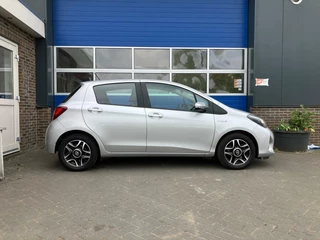 Toyota Yaris Toyota Yaris 1.5 Hybrid Lease - afbeelding nr 4