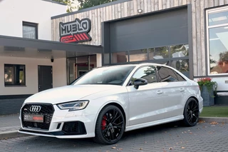 Audi RS3 Limousine 2.5 TFSI RS3 quattro Pano, RS stoelen, B&O