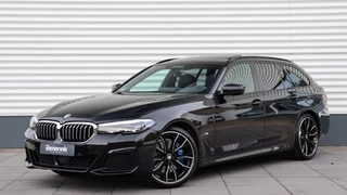 BMW 5 Serie | Head-up | Panoramadak | Trekhaak | Comfort Access - afbeelding nr 1