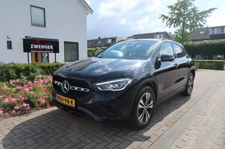 Mercedes-Benz GLA 250 e NIGHT PAKKET|PANORAMADAK|LEDER|CARPLAY|SFEERVERLICHTING|DEALER ONDERHOUDEN