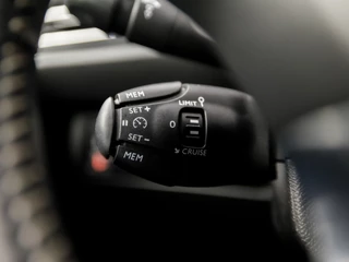 Peugeot 308 (PANORAMADAK, APPLE CARPLAY, NAVIGATIE, CLIMATE CONTROL, SPORTSTOELEN, GETINT GLAS, LM VELGEN, PARKEERSENSOREN, CRUISE CONTROL, NIEUWSTAAT) - afbeelding nr 21