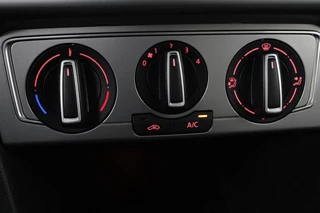 Volkswagen Polo Volkswagen Polo 1.0 TSI Edition | Carplay | Trekhaak | Airco |  Cruise control | Bluetooth - afbeelding nr 20