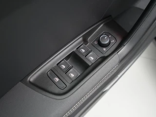 Audi A1 Sportback Audi A1 Sportback 40 TFSI 200pk S-Tronic Edition one S-Line Navigatie Stoelverwarming Bang & Olufsen Keyless 52 - afbeelding nr 20