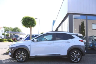 Hyundai Kona Hyundai Kona 1.6 GDI HEV Premium Leder|Camera|Head-up|LED - afbeelding nr 2