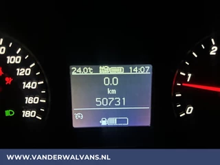 Mercedes-Benz Sprinter Mercedes-Benz Sprinter 317 CDI 170pk L3H2 Euro6 Airco | Camera | Apple Carplay | Android Auto Cruisecontrol, Parkeersensoren, Stoelverwarming, Bijrijdersbank, MBUX - afbeelding nr 21