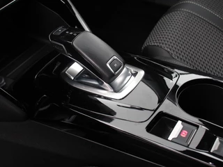 Peugeot 2008 Peugeot 2008 1.2 PureTech 130pk Automaat GT-Line Navigatie Apple Carplay/Android Auto Camera Parkeersensoren Ledverlichting Cruise Control Virtual Cockpit Climate Control Lichtmetalen velgen - afbeelding nr 14