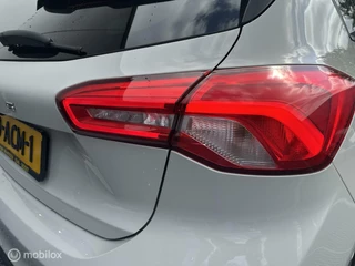 Ford Focus Ford Focus 1.5 EcoBoost ST LINE - afbeelding nr 13