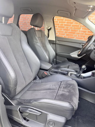 Audi Q3 Audi Q3 40 TFSI quattro S Line Pro Line S|CAMERA|LANE ASSIST - afbeelding nr 9