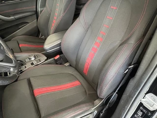 BMW X1 BMW X1 18I HIGH EXEC. / Climatronic / Cruise / Afn.Trekh. / Navi / Camera - afbeelding nr 10