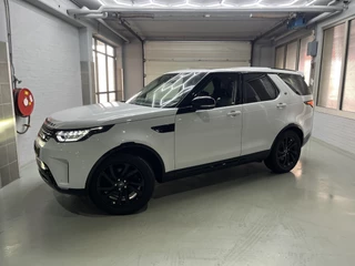 Land Rover Discovery 3.0 Td6 First Edition 7p.