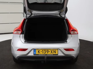 Volvo V40 Volvo V40 2.0 D2 Momentum | Automaat | Full LED |  Harman/Kardon | Trekhaak | Navigatie | Climate control | Cruise control | Parkeerhulp - afbeelding nr 22
