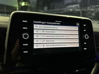 Volkswagen T-Roc Volkswagen T-ROC 1.5 TSI R-Line Business *Keyless*Appconnect*IQLight* - afbeelding nr 22
