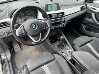 BMW X1 BMW X1 sDrive18i Centennial Executive*NAVI*SPORTSTOEL*ECC - afbeelding nr 2