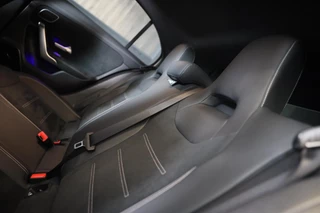 Mercedes-Benz A-Klasse Mercedes-Benz A-klasse 250 e AMG 45 Look / AUT / Digital Cockpit / Cruise Control / Sfeerverlichting / Camera / Pano / 19 Inch - afbeelding nr 19