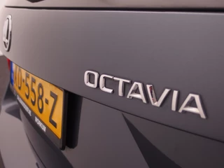 Škoda Octavia AUTOMAAT / STOELVERW / CAMERA / DAB+ / CARPLAY / NL-AUTO - afbeelding nr 24