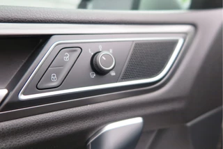 Volkswagen Golf Sportsvan Cruise-control,PDC, LMV,Achteruitrijcamera ,Stoelverwarming, Navigatie . etc. . - afbeelding nr 63
