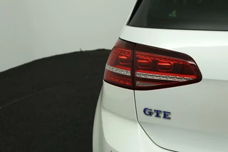 Volkswagen Golf Volkswagen Golf 1.4 TSI GTE Leder Pano Airco Cruise - afbeelding nr 45
