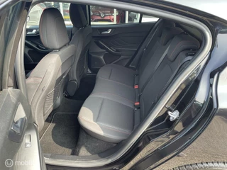 Ford Focus Ford Focus 1.0 Eco Hybrid ST Line, prachtige staat! - afbeelding nr 20