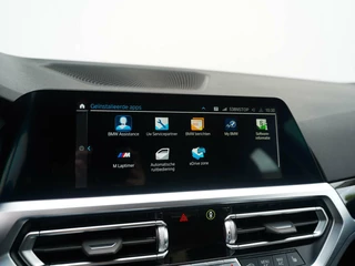BMW 3 Serie BMW 3-serie Touring 330e 293pk Sport Line | Full LED | Carplay | Stoel/stuurverwarming | Trekhaak - afbeelding nr 33
