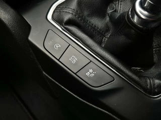 Ford Focus Ford Focus 1.0 Titanium |Navi|Climate|Cruise|PDC|Stoelvw|Lmv - afbeelding nr 32