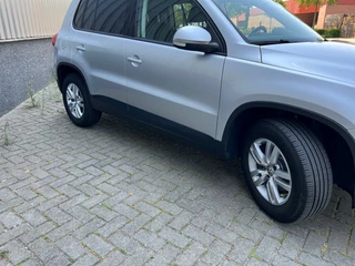 Volkswagen Tiguan Volkswagen Tiguan 2.0 TSI Hb 5-Drs SPORT&STYLE Automaat! Unieke auto! - afbeelding nr 3