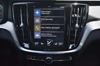 Volvo V60 Volvo V60 T4 Polestar 210pk Inscription | Audio & Park Assist & Climate - afbeelding nr 28
