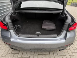 BMW 5 Serie BMW 5-serie 530e Bns Ed. Plus M-Sport Laser Pano 360 Camera Schuifdak - afbeelding nr 43