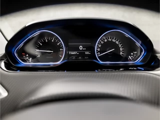 Peugeot 208 Peugeot 208 1.2 PureTech Sport (PANORAMADAK, APPLE CARPLAY, GROOT NAVI, CAMERA, CLIMATE, SPORTSTOELEN, GETINT GLAS, CRUISE, NIEUWSTAAT) - afbeelding nr 22